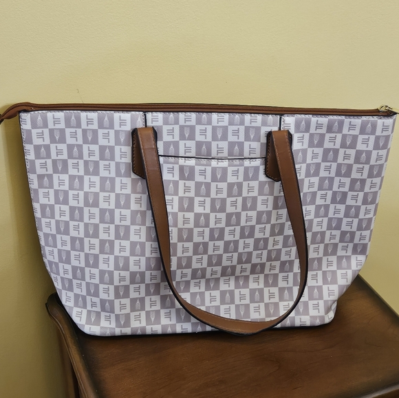 Large London Fog Tote - Picture 8 of 9